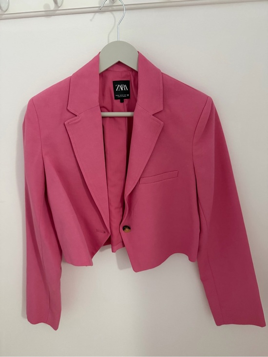 Zara Jackets & Blazers - Zara Bright Pink Cropped Blazer
